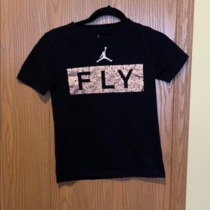 2-Michael Jordan gold/black tee shirt/Jordan #23